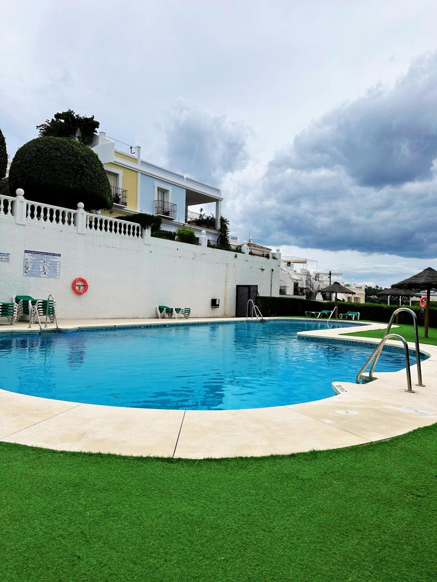 Aloha Pueblo, Garden , Rooftop View 3-storey Townhouse Appartement
