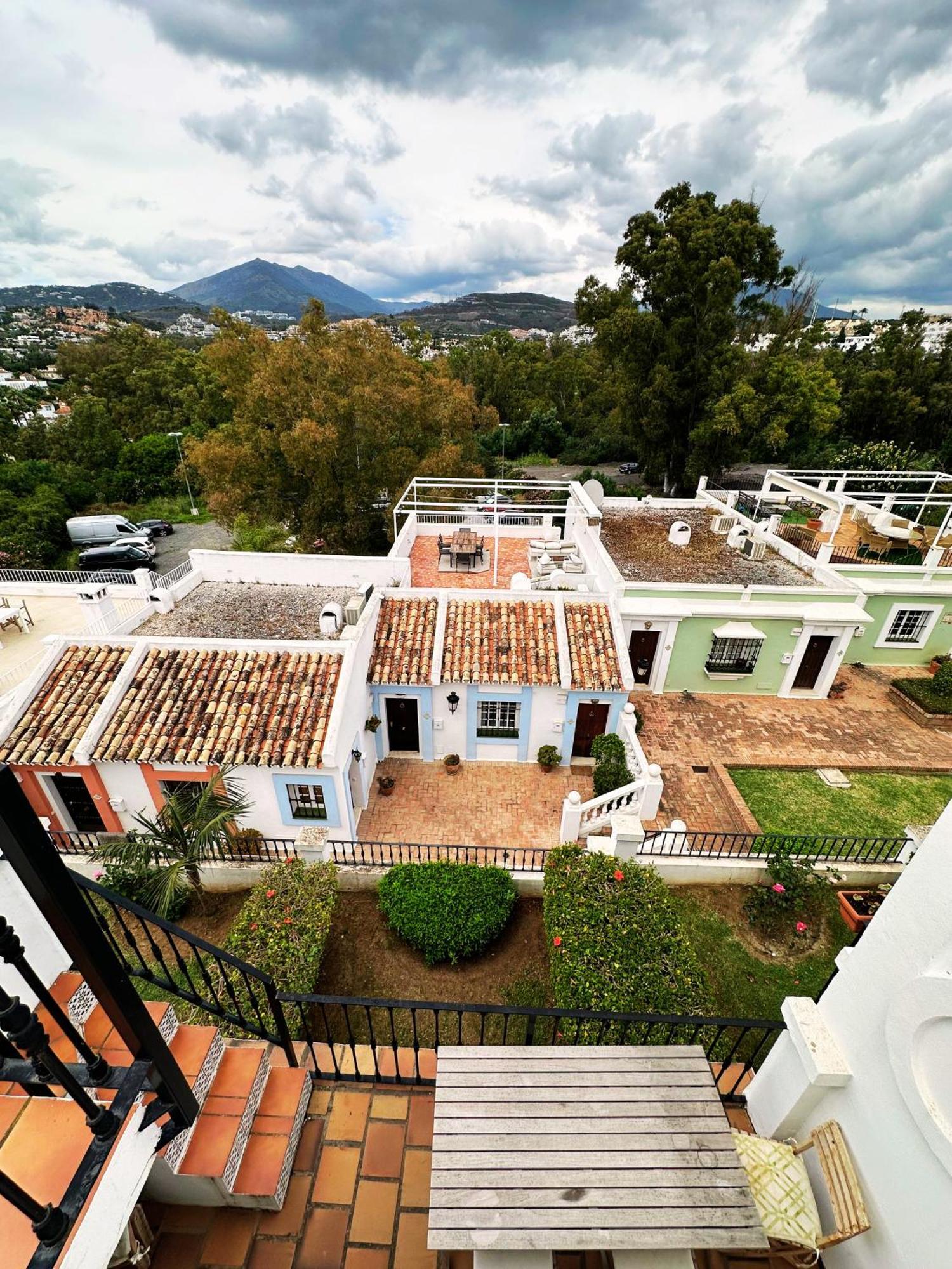 Aloha Pueblo, Garden , Rooftop View 3-storey Townhouse