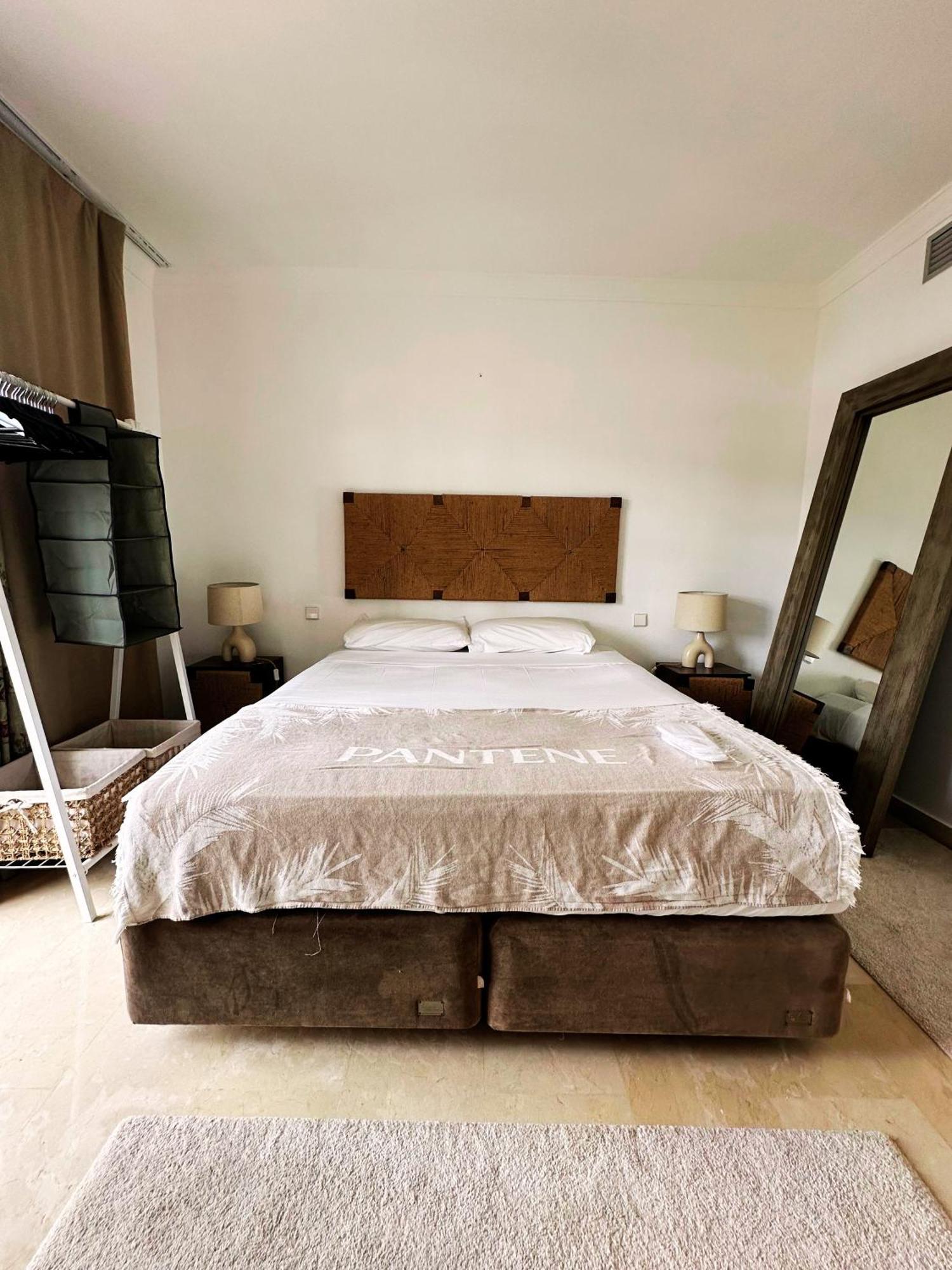 Apartment Aloha Pueblo, Garden , Rooftop View 3-storey Townhouse *